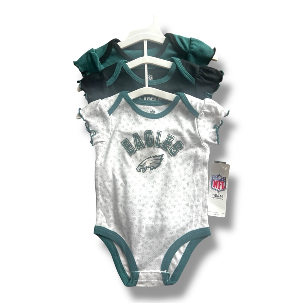 Lot of 3 NEW Authentic NFL Philly Eagles Girls Bodysuits. 0-3 or  6-9 mo NWT